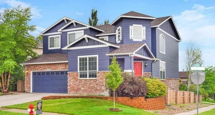 Exterior Paint Colors for 2025: Top Trends to Refresh Your Home